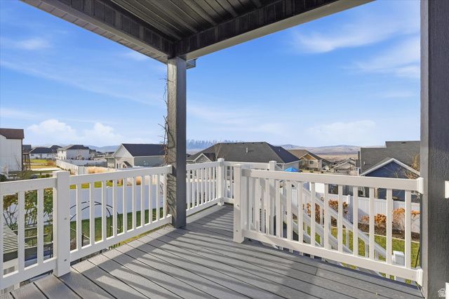 125 N PINION PL, Hyde Park, UT 84318