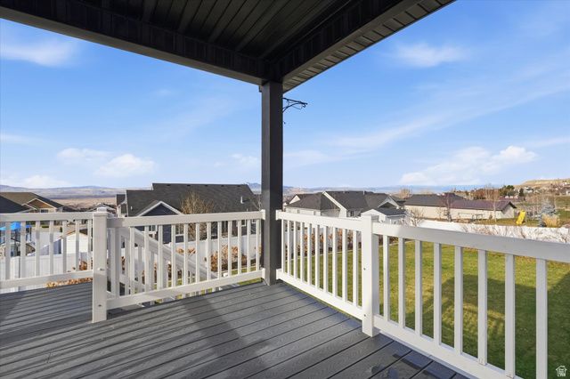 125 N PINION PL, Hyde Park, UT 84318