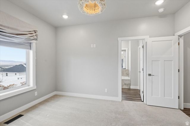 125 N PINION PL, Hyde Park, UT 84318