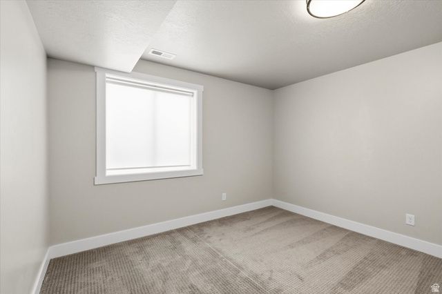 125 N PINION PL, Hyde Park, UT 84318