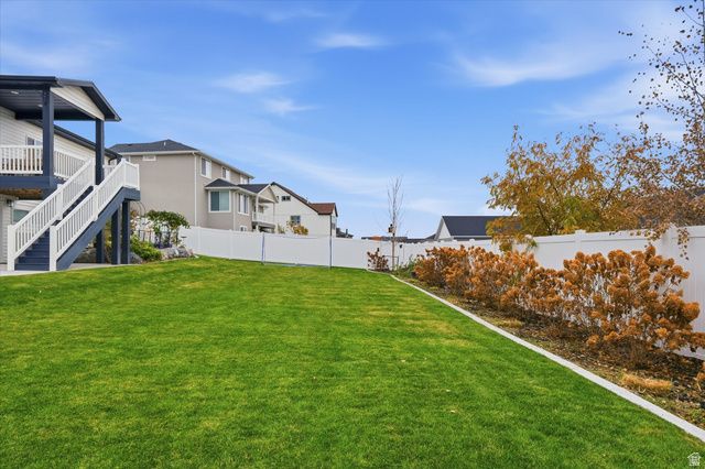 125 N PINION PL, Hyde Park, UT 84318