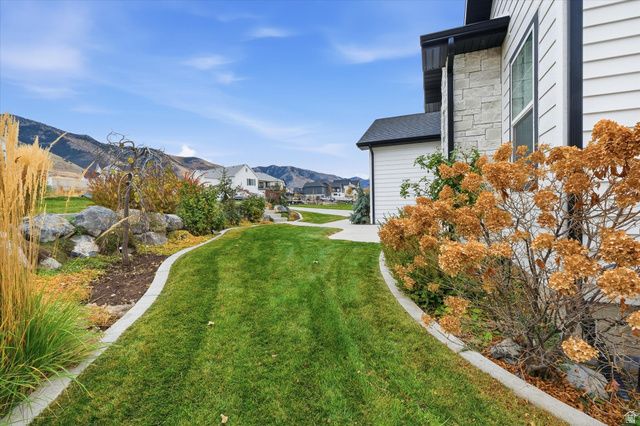 125 N PINION PL, Hyde Park, UT 84318