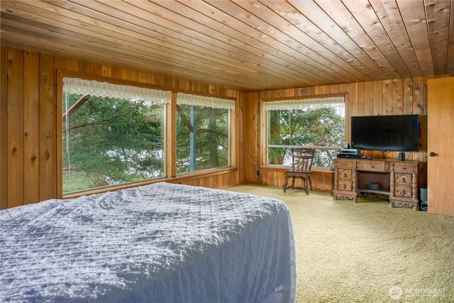 208 Tide's End Road, Lopez Island, WA 98261