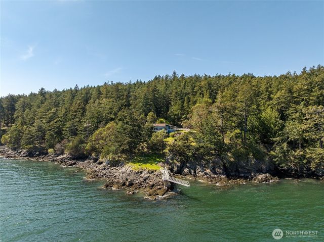 208 Tide's End Road, Lopez Island, WA 98261