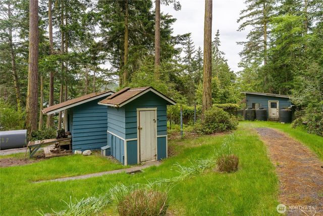 208 Tide's End Road, Lopez Island, WA 98261