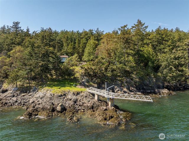 208 Tide's End Road, Lopez Island, WA 98261