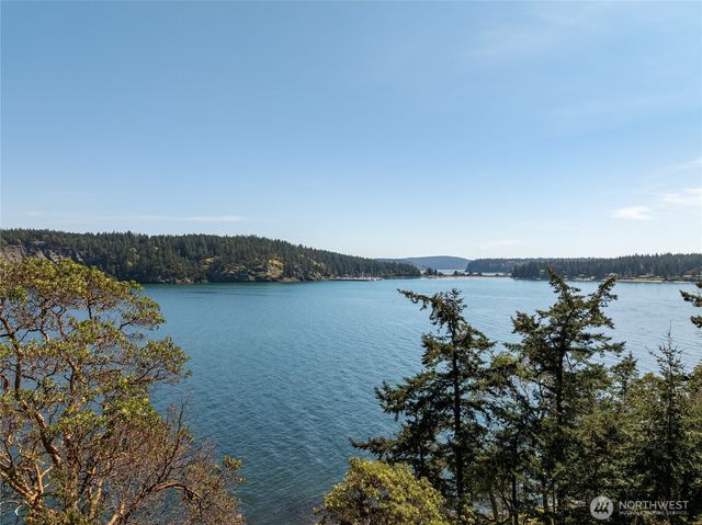 208 Tide's End Road, Lopez Island, WA 98261