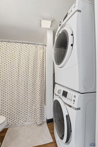 809 WILLSIE AVE, Rapid City, SD 57701