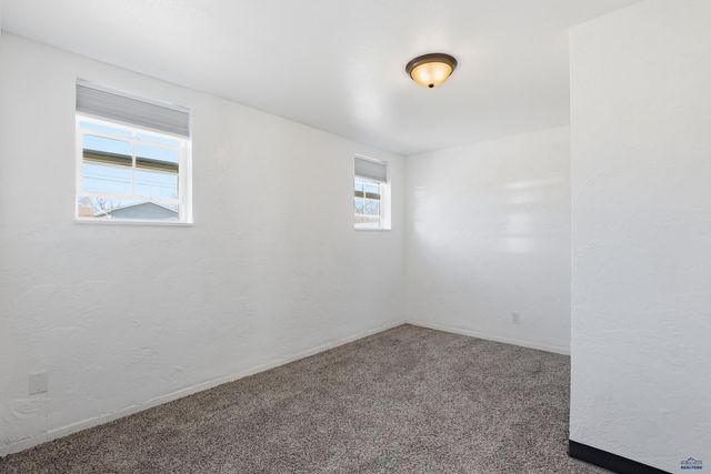 809 WILLSIE AVE, Rapid City, SD 57701