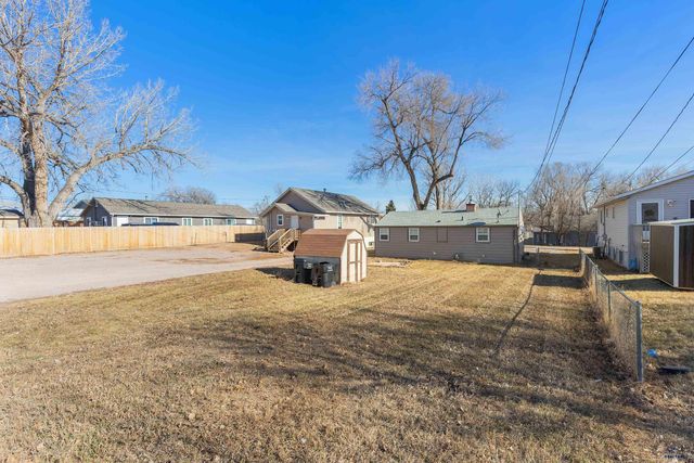 809 WILLSIE AVE, Rapid City, SD 57701