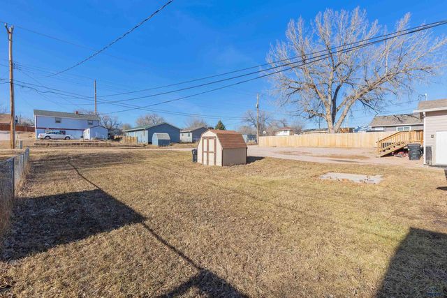 809 WILLSIE AVE, Rapid City, SD 57701