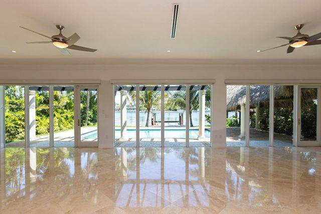 425 N Shore Dr, Miami Beach, FL 33141