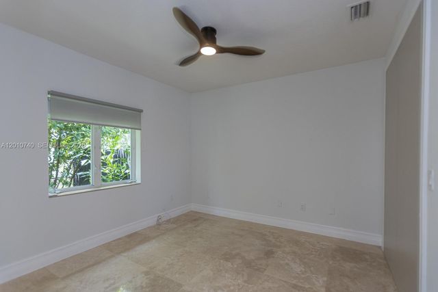 425 N Shore Dr, Miami Beach, FL 33141