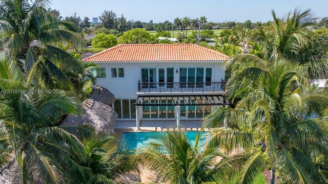 425 N Shore Dr, Miami Beach, FL 33141