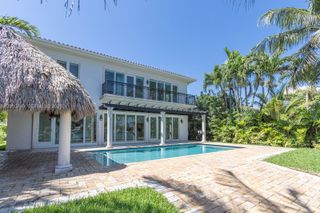 425 N Shore Dr, Miami Beach, FL 33141