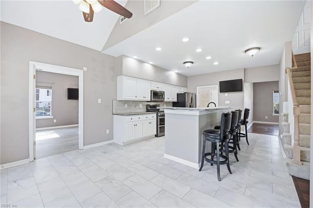 616 Country Club BLVD, Chesapeake, VA 23322