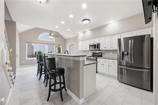 616 Country Club BLVD, Chesapeake, VA 23322