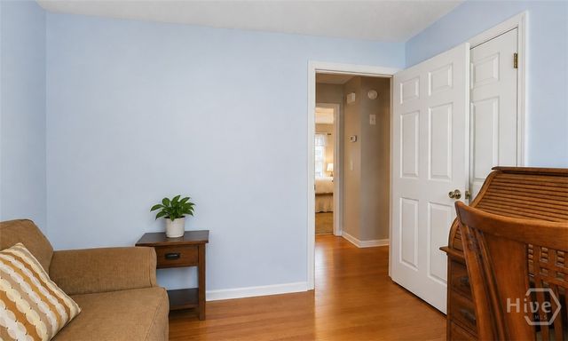 31 S Lake Drive, Savannah, GA 31410