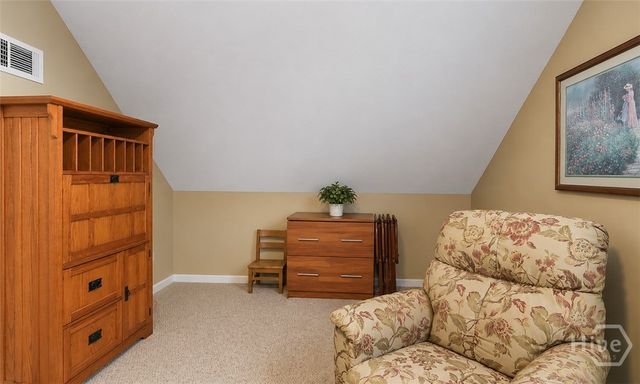 31 S Lake Drive, Savannah, GA 31410