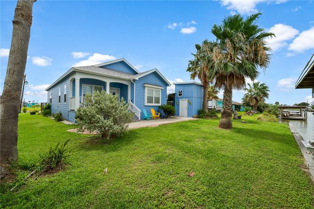 120 Teal, Rockport, TX 78382