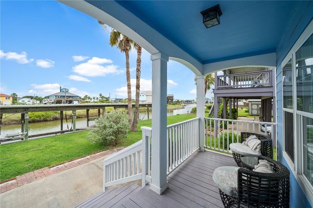 120 Teal, Rockport, TX 78382