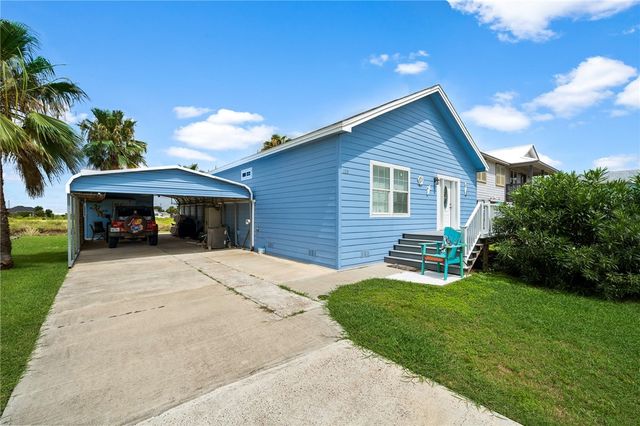 120 Teal, Rockport, TX 78382