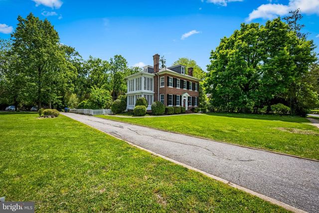 527 NOTTINGHAM RD, Baltimore, MD 21229