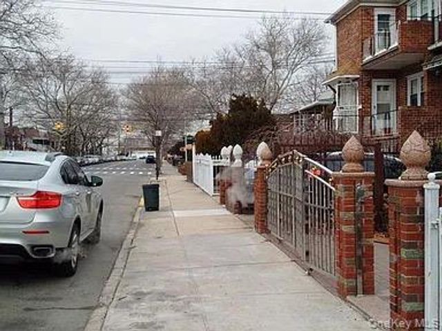 623 E 85th Street, Brooklyn, NY 11236