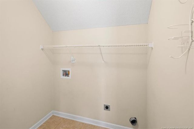 3558 Sturbridge Drive, Hope Mills, NC 28348