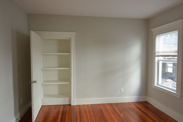 58 Bromfield Rd. 1, Somerville, MA 02144