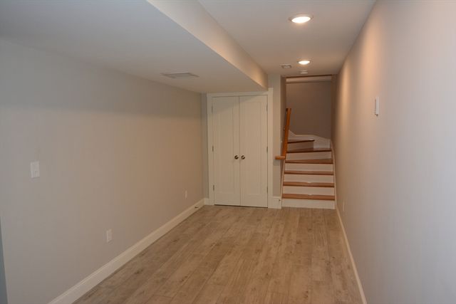58 Bromfield Rd. 1, Somerville, MA 02144