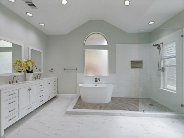 701 pine lakes, Plano, TX 75025