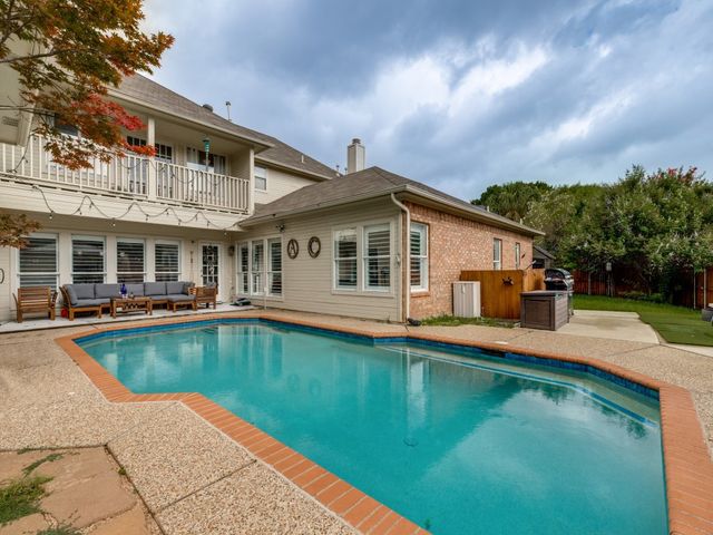701 pine lakes, Plano, TX 75025