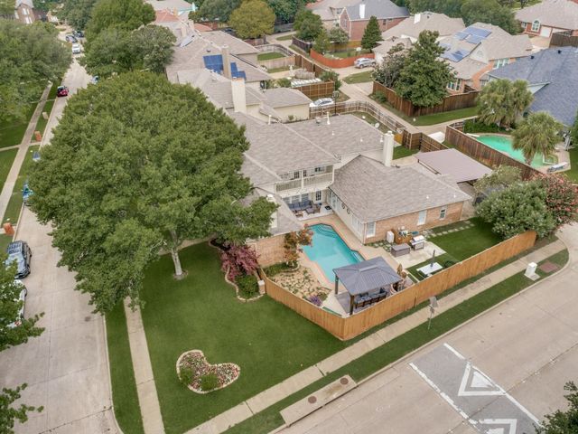 701 pine lakes, Plano, TX 75025