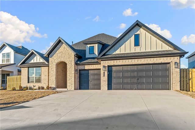 1504 Lookout Lane, Cave Springs, AR 72718