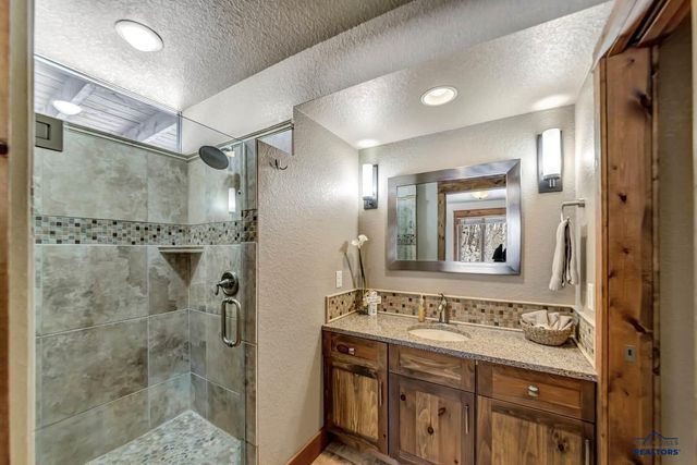 21172 LAST CHANCE TRAIL, Lead, SD 57754