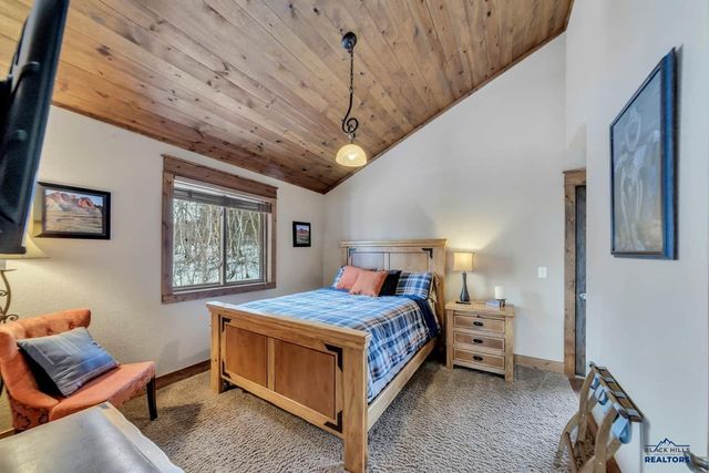 21172 LAST CHANCE TRAIL, Lead, SD 57754