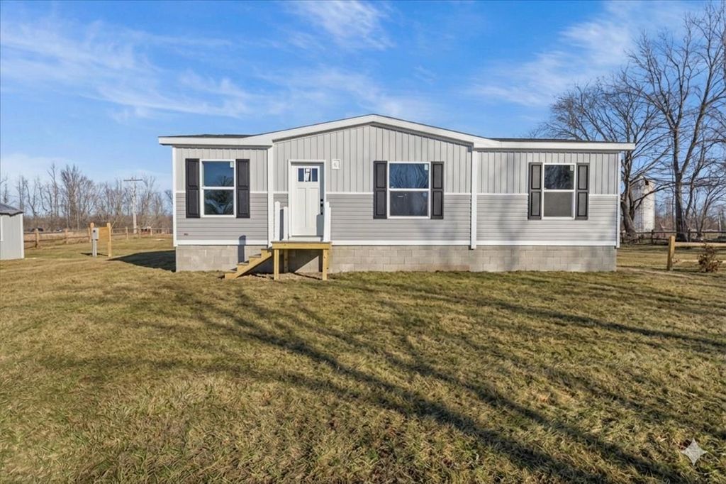 105 Meadow Run, Alburgh, VT 05440