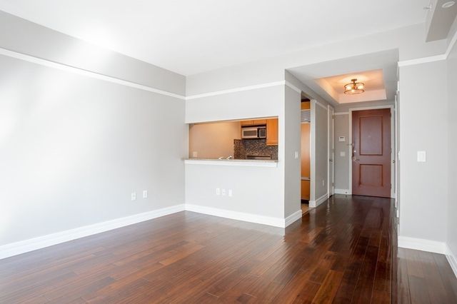 1 Avery St 11C, Boston, MA 02111