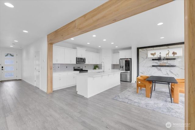 1004 75th Drive SE, Lake Stevens, WA 98258