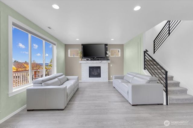 1004 75th Drive SE, Lake Stevens, WA 98258