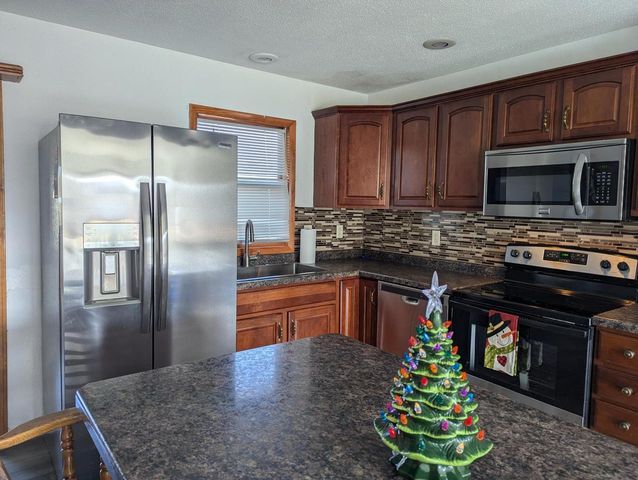 2544 Island Park ROAD, La Crosse, WI 54603