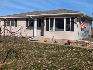 2544 Island Park ROAD, La Crosse, WI 54603