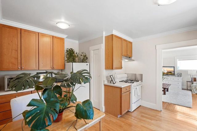 105 Arundel Road, Burlingame, CA 94010