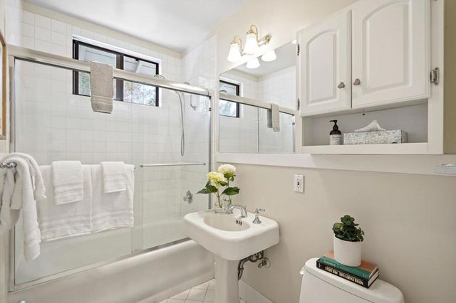 105 Arundel Road, Burlingame, CA 94010