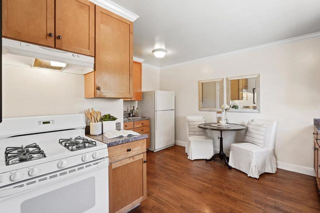 105 Arundel Road, Burlingame, CA 94010