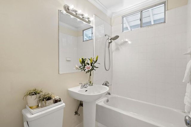 105 Arundel Road, Burlingame, CA 94010