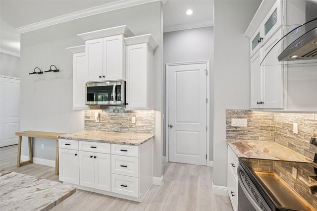 9613 MIAMI CIRCLE, Port Charlotte, FL 33981