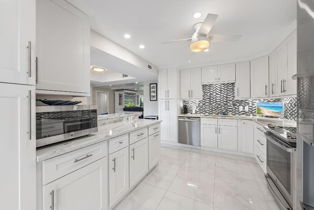 3693 Quail Ridge Drive Bobwhite B, Boynton Beach, FL 33436