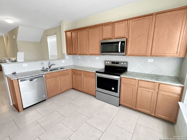 122 Texas Lantana, New Braunfels, TX 78130